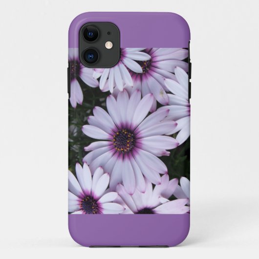Leicht violette Blumen mit Lila Hintergrund Case-Mate iPhone Hülle (Rückseite)