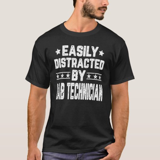 Leicht vom Labrador-Techniker-Labor abgelenkt T-Shirt (Vorderseite)