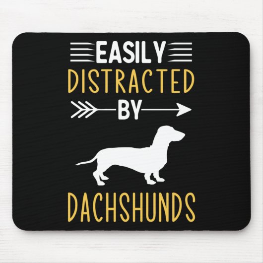 Leicht von Dackeln abgelenkt Mousepad (Vorne)