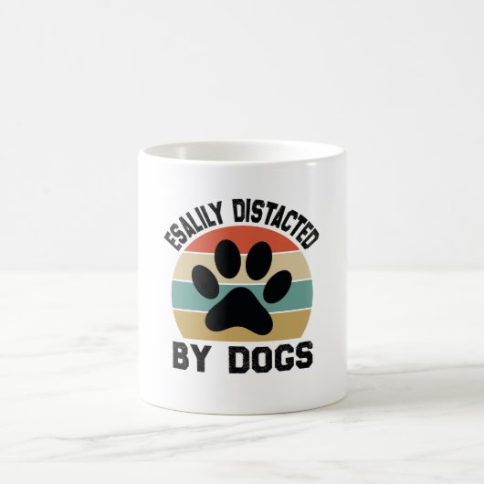 Leicht von Hunden abgelenkt Kaffeetasse (Mittel)