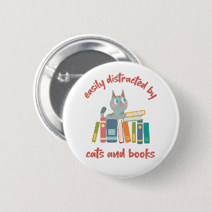Leicht von Katzen und Büchern abgelenkt Button