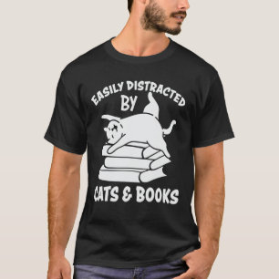 Leicht von Katzen und Büchern abgelenkt Katzenkä T-Shirt