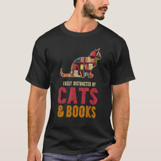 Leicht von Katzen und Büchern abgelenkt T-Shirt