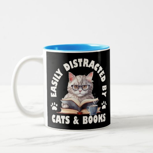 Leicht von Katzen und Büchern abgelenkt Zweifarbige Tasse (Links)