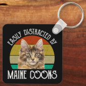 Leicht von Maine-Coons abgelenkt Schlüsselanhänger (Rückseite)