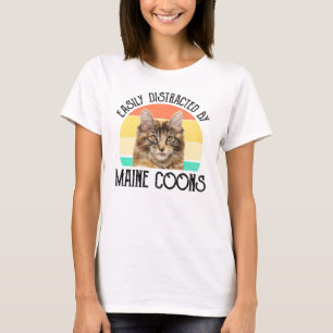 Leicht von Maine-Coons abgelenkt T-Shirt