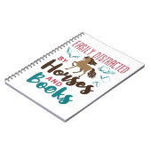 Leicht von Pferden und Büchern abgelenkt Notizblock (Linke Seite)