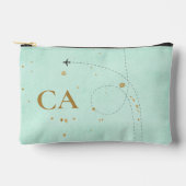 Leichte Aquamarine Minimalistische Goldmonogramm E Zubehörtasche (Vorderseite)