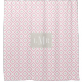 Leichte geometrische Monogramme in Rosa und Beige Duschvorhang (Vorderseite)