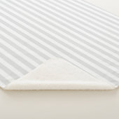 Leichte, graue und weiße Streifen Sherpadecke (3/4)