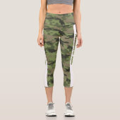 Leichte grüne Camouflage PERSONALIZE Capri Leggings (Vorderseite)