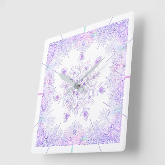 leichte lila Schneeflocke & glitzerndes Herz Quadratische Wanduhr (Winkel)