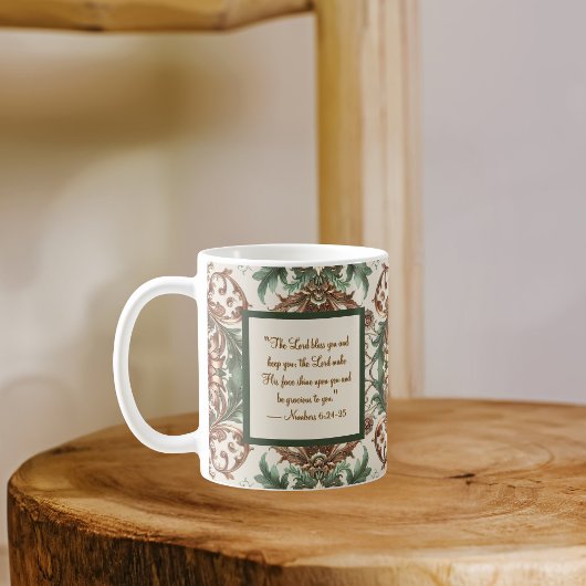 Leichte rustikale Tasse für den Morgen