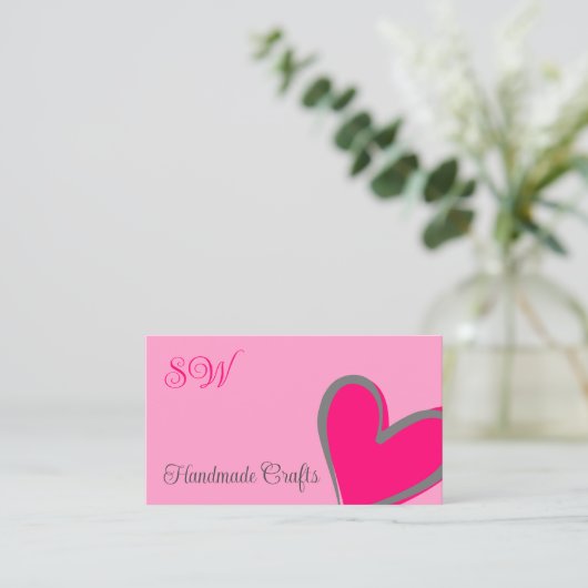 Leichtes rosafarbenes Herzklopfen mit Monogramm un Visitenkarte (Stehend Vorderseite)