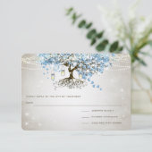 Leichtpulver Blauer Herzleder Tree Hochzeit RSVP Karte (Stehend Vorderseite)