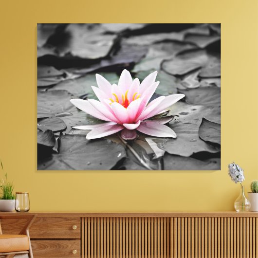 Leinwand an der Wand (Insitu (Wohnzimmer))