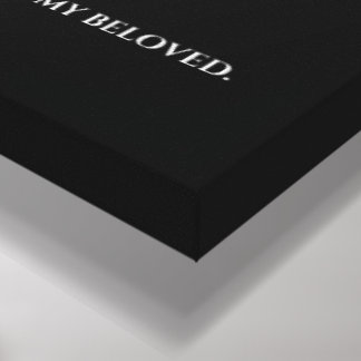 Leinwand an der Wand