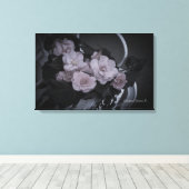 Leinwand Begonias on Bench Garden (Insitu (Holzboden))