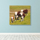 Leinwand der Kuhfamilie (Insitu (Holzboden))