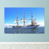Leinwand des Segelschiffes unter Flaggen Art (Insitu (Holzboden))