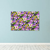 Leinwand mit mehrfarbigen Stiefmütterchen (Insitu (Holzboden))