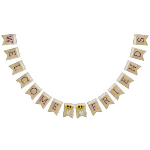 Leinwand-und Spitze-Blick mit Sonnenblumen im Wimpelkette