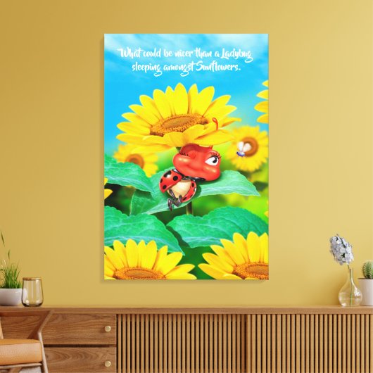 Leinwand Wanddruckleder Ladybug mit Sonnenblumen (Insitu (Wohnzimmer))