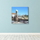 Leinwand Wrap - Pelikane auf Pier (Insitu (Holzboden))