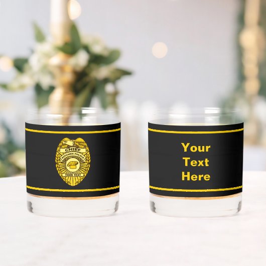 Leiter des Abzeichens der Polizei der Küche Whiskyglas (Insitu (Hochzeit))