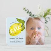Lemon Baby Blue Foto 1. Geburtstag Einladung (Stehend Vorderseite)