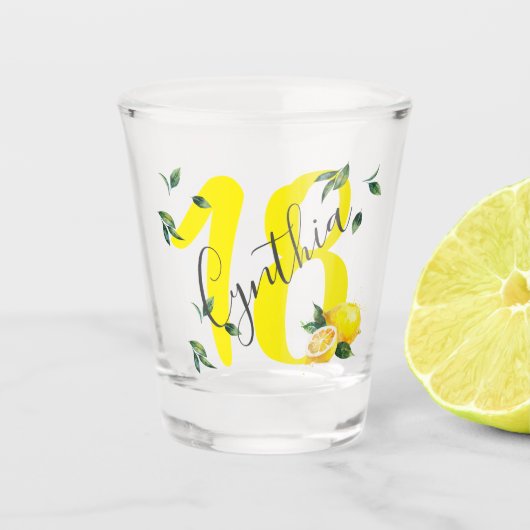 Lemon Birthday Gift | 18. | 21. | 40. | 50. Sh Schnapsglas (Vorderseite)