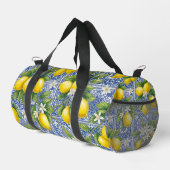 Lemon Blue French Country Watercolor Tile Duffle Bag (Rechte Ecke)