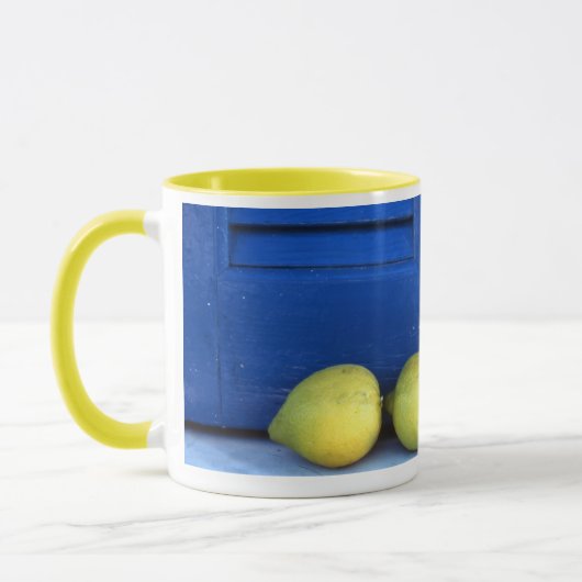 Lemon Blue Tasse und Donut (Links)