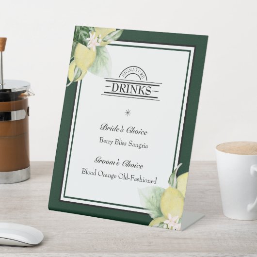 Lemon Border Emerald Green Wedding Signature Drink Sockelschild (In SItu)