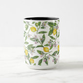 Lemon branches with blossoms and fruit on white tasse (Zentrum)