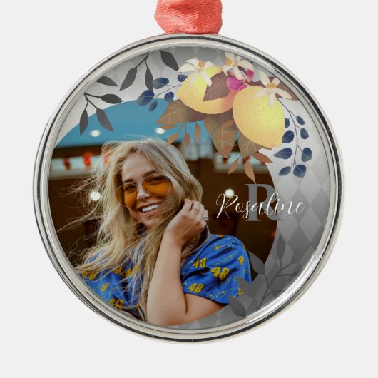 Lemon Chic Monogram Silver Ornament Aus Metall (Vorne)