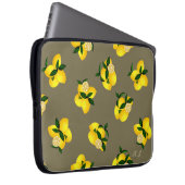 Lemon Chic olive Laptopschutzhülle (Vorne Rechts)