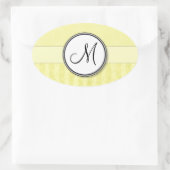 Lemon Cream Damask mit Streifen und Monogramm Ovaler Aufkleber (Tasche)