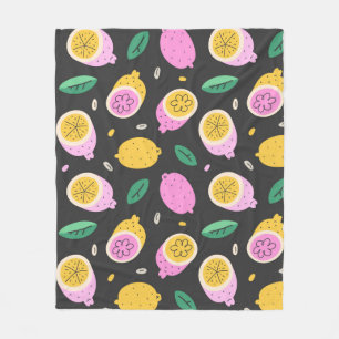 Lemon doodle muster, helle niedliche Zitrusfrüchte Fleecedecke