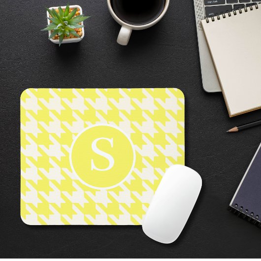 Lemon-Gelb-Weiß-Monogramm des klassischen Hahnentr Mousepad