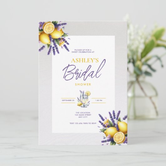 Lemon Lavender Bridal Dusche Einladung (Stehend Vorderseite)