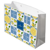 Lemon Monogram Name French Country Tile Pattern Große Geschenktüte (Rückseite Schrägansicht)