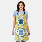 Lemon Monogram Name French Country Tile Pattern Schürze (Getragen)
