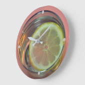 Lemon Slice in Water Time to Refresh Große Wanduhr (Winkel)