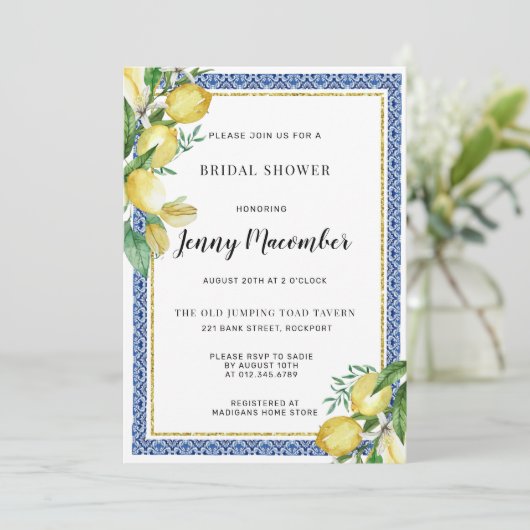 Lemon und Blue Tile Brautparty Einladung (Stehend Vorderseite)