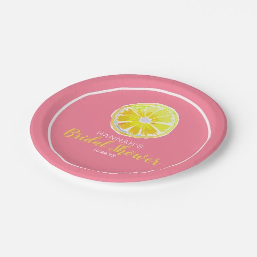 Lemon Wasserfarbe mit rosa Brautparty Pappteller (Schrägansicht)