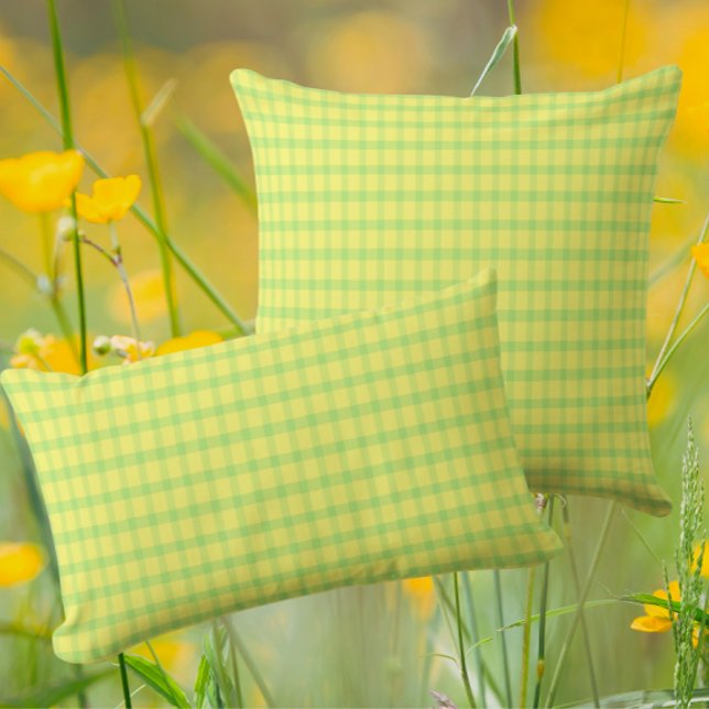 Lemon Yellow Lime Green Rustic Plaid Check Lendenkissen (Happy lemon lime pillows!)