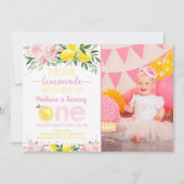 Lemonade Sunshine Pink Floral Erster Geburtstag Einladung (Vorderseite)