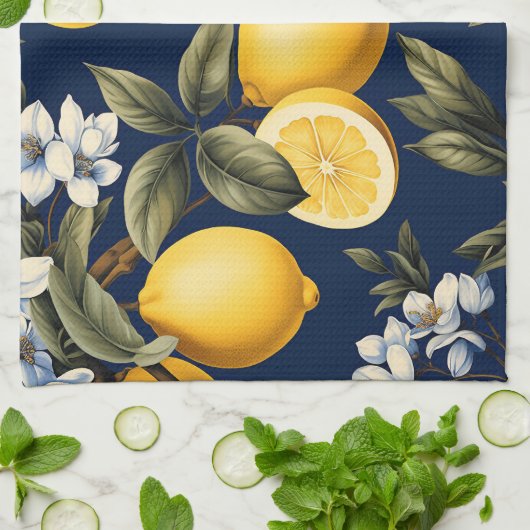 Lemonen und Blüten der Mittelmeerküche Geschirrtuch (Gefaltet)