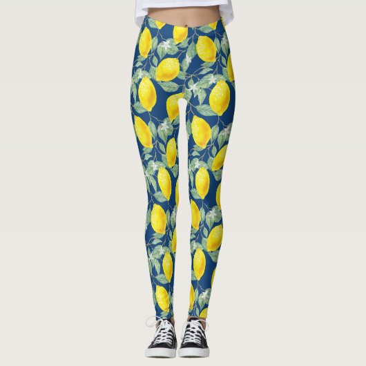 LEMONOBST IN LÄNDERBLAUE LEGGINGS (Vorderseite)